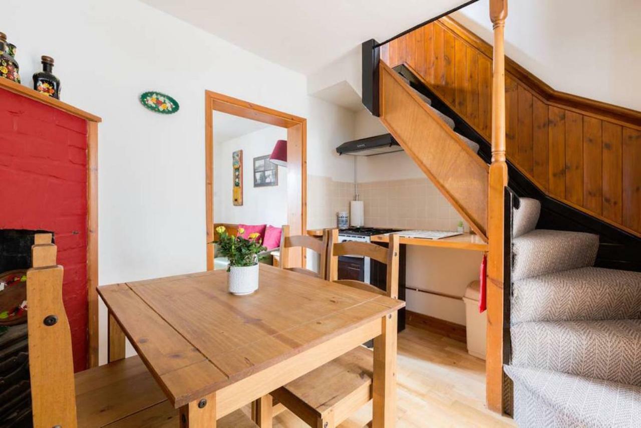 Fergies Canal Side Cottage 워릭 외부 사진